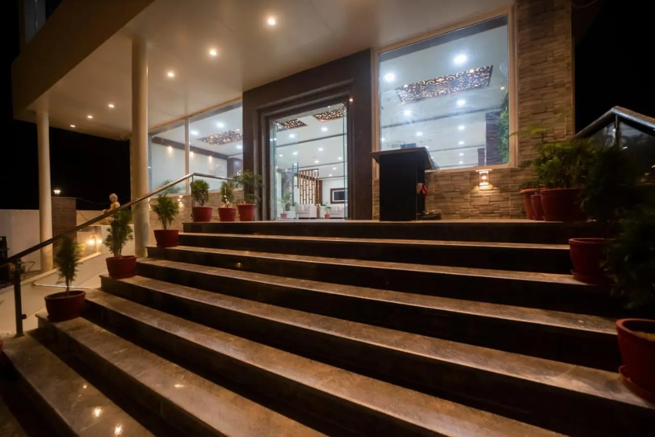 Hotel The Pearl Waranasi